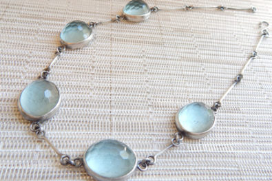 Necklace w vintage glass